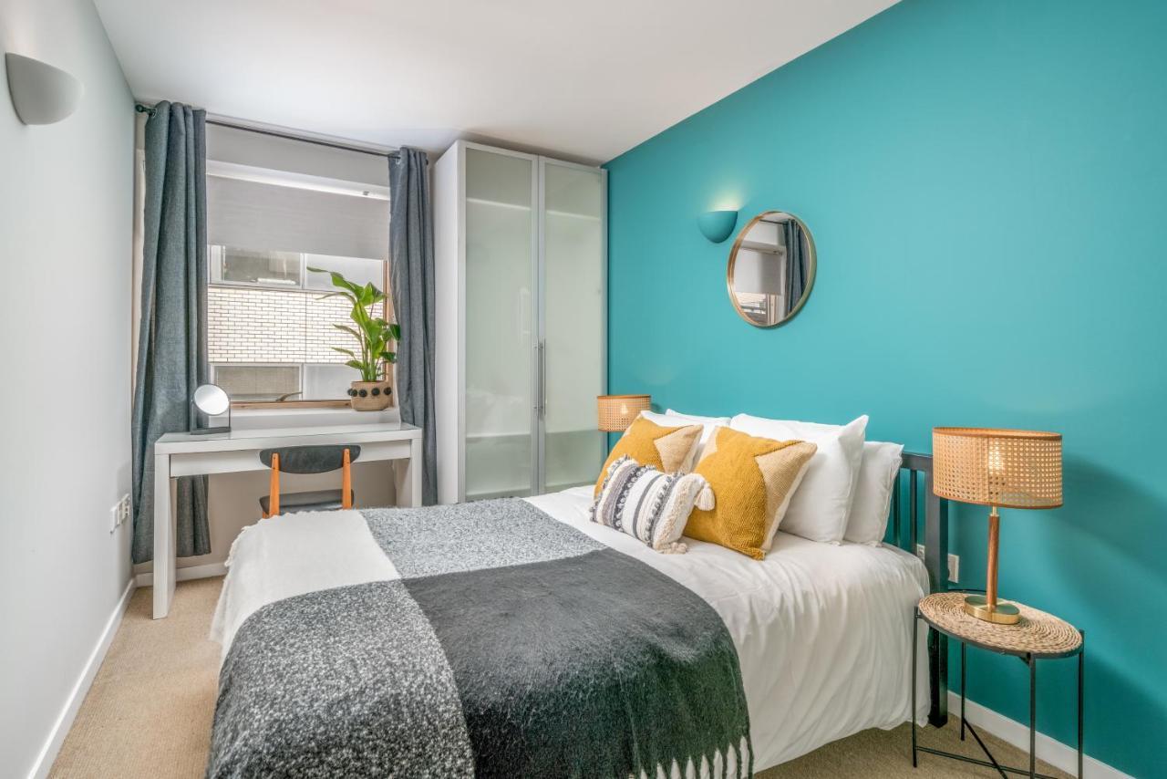2 Bedroom Apartment With Park Views Shoreditch London Exterior foto