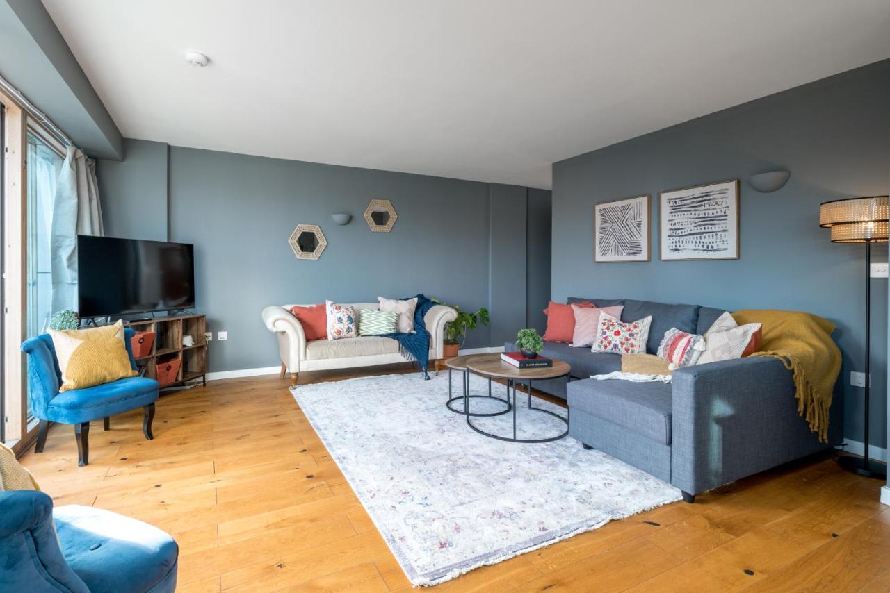 2 Bedroom Apartment With Park Views Shoreditch London Exterior foto